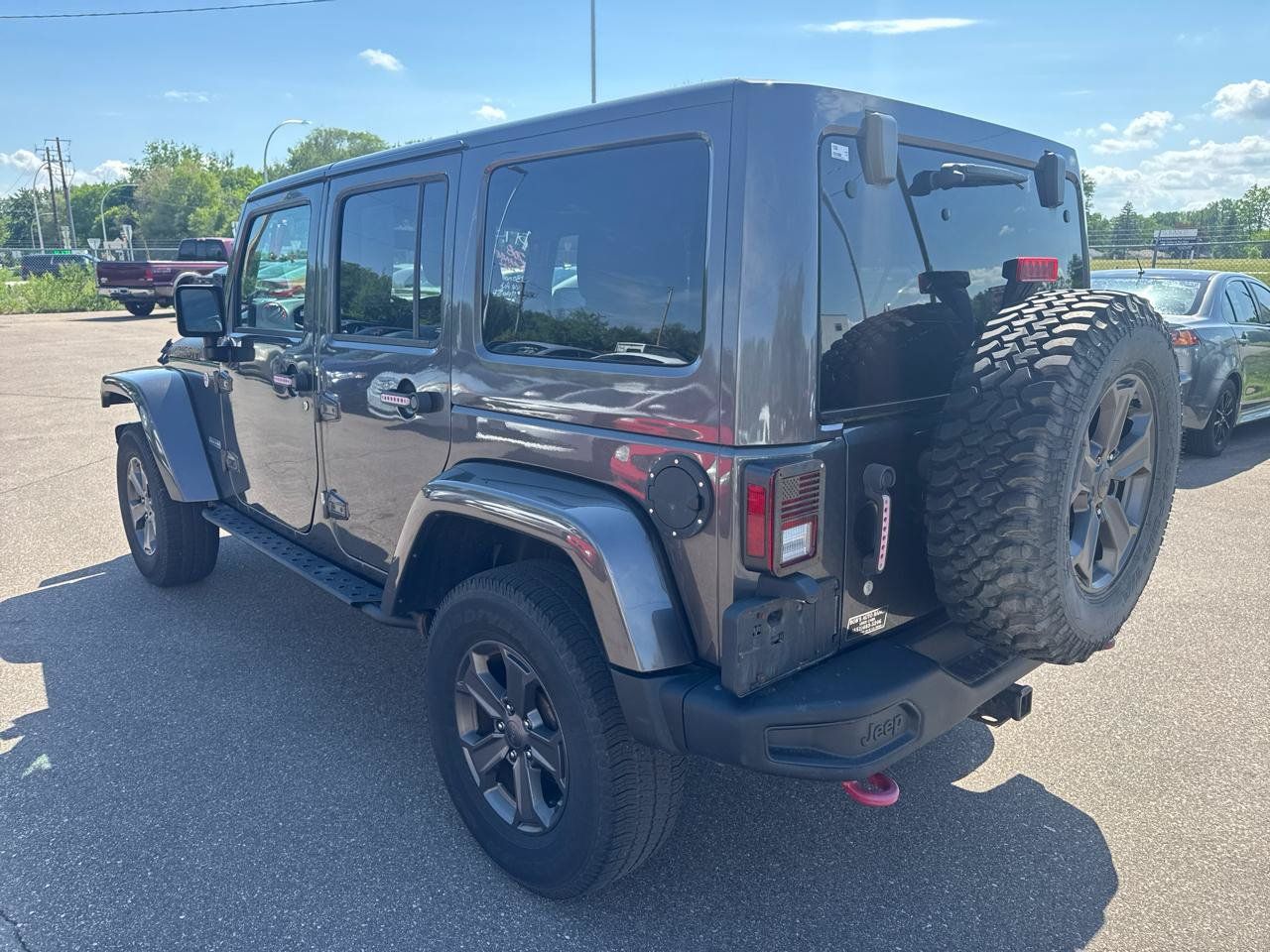 Used 2018 Jeep Wrangler Unlimited Rubicon w/ Dual Top Group AWD/4WD image 7