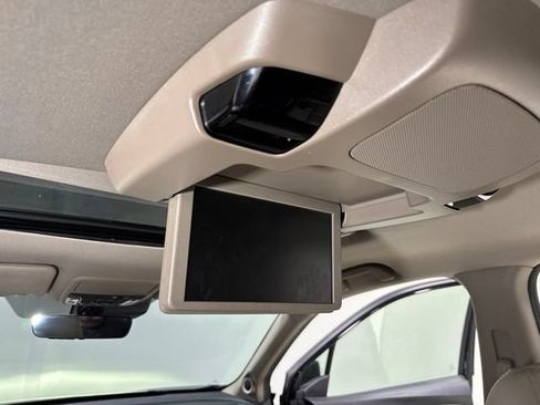 Used 2019 Honda Pilot Touring image 8