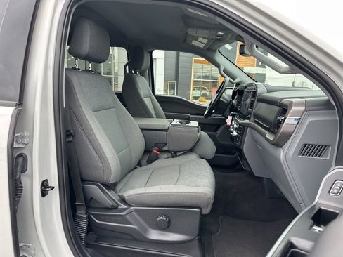 Used 2024 Ford F150 XLT image 19