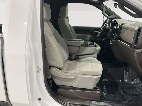 Used 2024 GMC Sierra 3500 SLE w/ SLE Convenience Package image 24