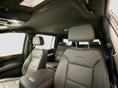 Certified 2025 GMC Yukon XL Denali image 22
