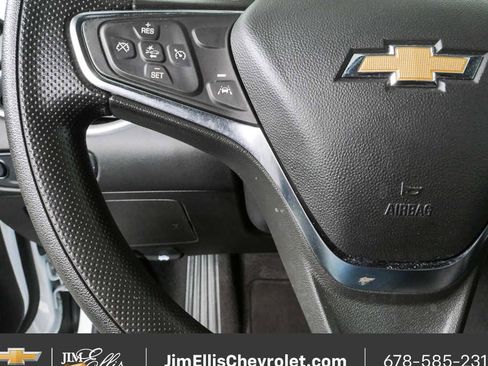 Used 2025 Chevrolet Malibu LT FWD image 9