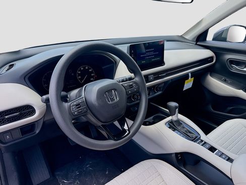 New 2027 Honda HR-V LX image 9