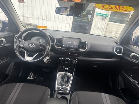 Certified 2023 Hyundai Venue SEL w/ Cargo Package FWD image 19