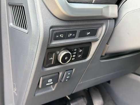Used 2024 Ford F150 Lariat w/ FX4 Off-Road Package AWD/4WD image 17