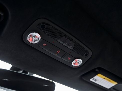 Used 2023 Lamborghini Huracan EVO image 74