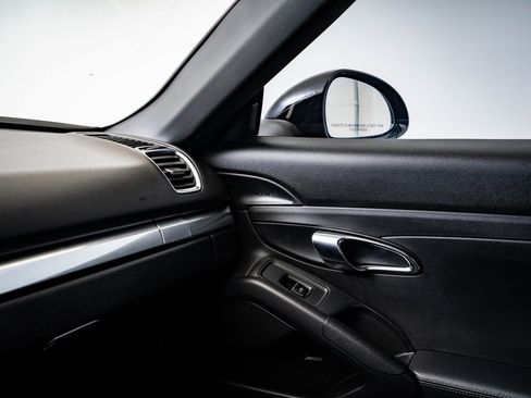 Used 2013 Porsche Boxster S image 34