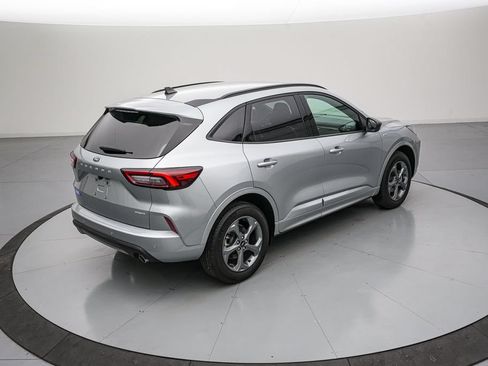 Certified 2024 Ford Escape ST-Line w/ Tech Pack #1 AWD/4WD image 4