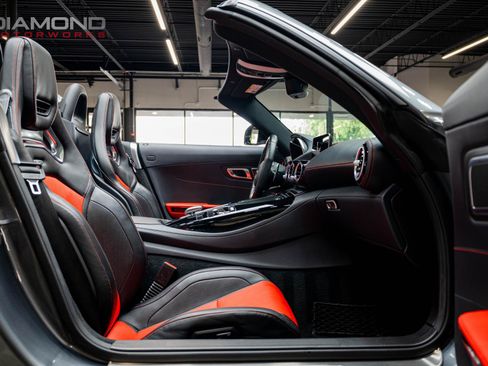 Used 2020 Mercedes-Benz AMG GT Roadster image 99