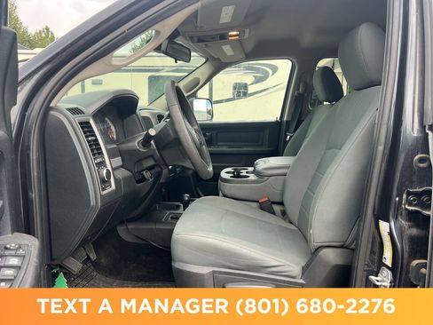 Used 2016 RAM 3500 Tradesman w/ Chrome Appearance Group AWD/4WD image 8