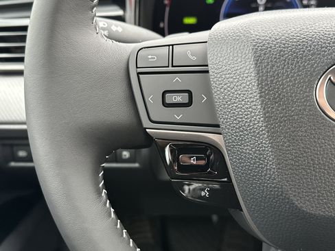 New 2026 Toyota Camry SE w/ Convenience Package image 18