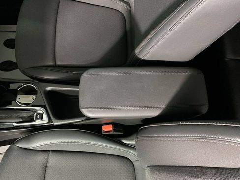 Used 2023 Buick Encore GX Select w/ Sport Touring Package FWD image 20