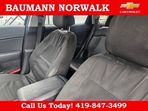 Used 2025 Kia Sportage EX FWD image 20