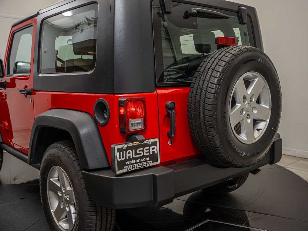 Used 2008 Jeep Wrangler Rubicon w/ Dual Top Group AWD/4WD image 16