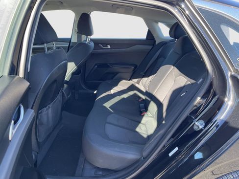 Used 2023 Kia K5 LXS image 14