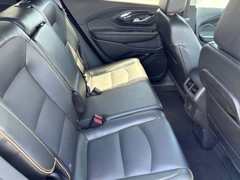 Used 2024 GMC Terrain AT4 AWD/4WD image 30