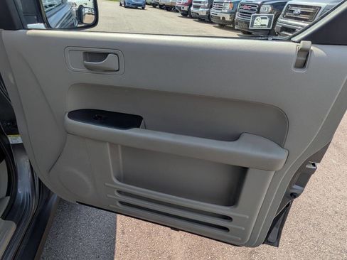 Used 2011 Honda Element EX image 18