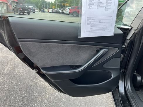 Used 2018 Tesla Model 3 Long Range AWD/4WD image 27