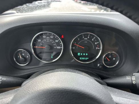 Used 2018 Jeep Wrangler Unlimited Sahara w/ Dual Top Group image 14