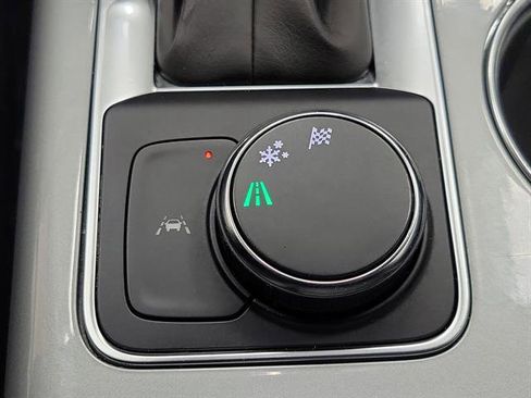 Used 2021 Chevrolet Blazer LT image 29