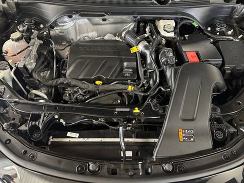 Used 2024 Buick Envista Sport Touring w/ Convenience I Package FWD image 10