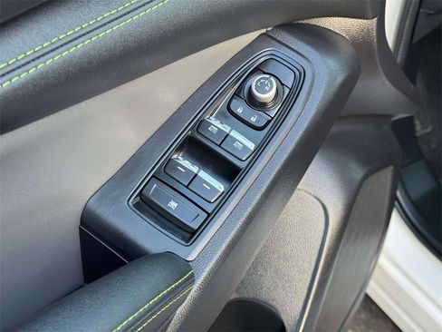 Used 2025 Subaru Ascent Onyx Edition image 16