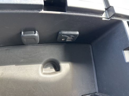 Used 2015 GMC Sierra 1500 SLT w/ SLT Crew Cab Value Package image 54