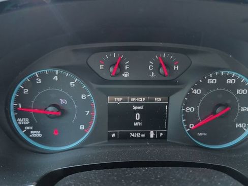 Used 2020 Chevrolet Traverse LT FWD image 16