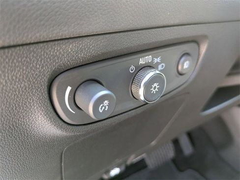 Used 2023 Buick Encore GX Select image 14