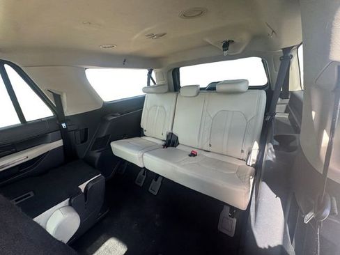 Used 2021 Ford Expedition Max Platinum AWD/4WD image 13
