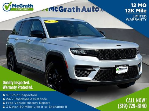 Used 2023 Jeep Grand Cherokee Altitude AWD/4WD image 1
