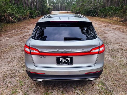 Used 2017 Lincoln MKX Reserve image 5