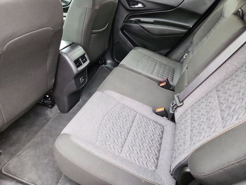 Used 2024 Chevrolet Equinox LT image 10