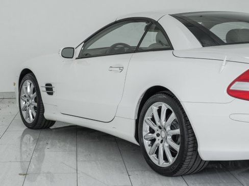 Used 2008 Mercedes-Benz SL 550 image 53