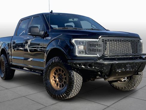 Used 2018 Ford F150 XLT w/ Equipment Group 302A Luxury image 2