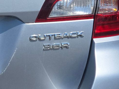 Used 2019 Subaru Outback 3.6R Limited AWD/4WD image 5