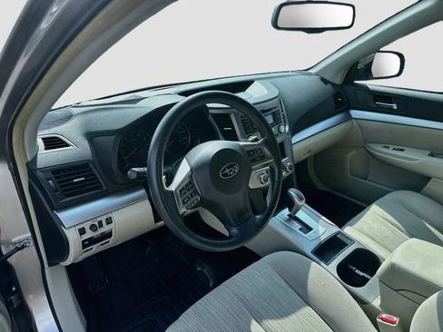 Used 2014 Subaru Outback 2.5i AWD/4WD image 10
