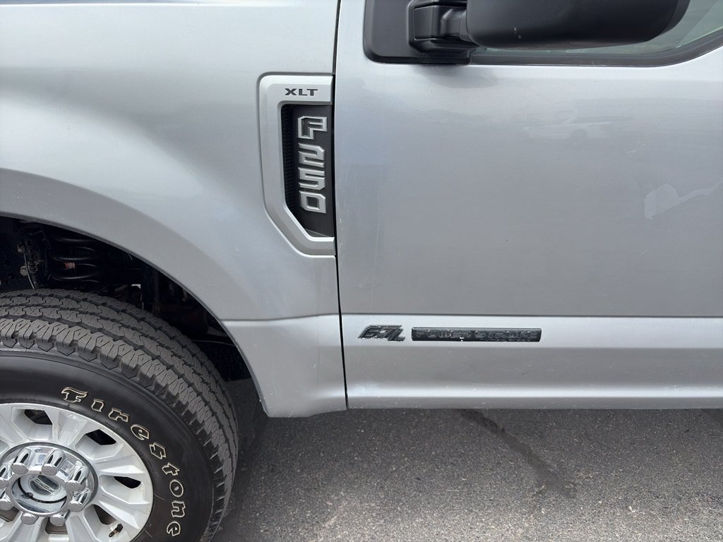 Used 2020 Ford F250 XLT AWD/4WD image 9