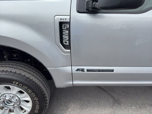 Used 2020 Ford F250 XLT AWD/4WD image 9