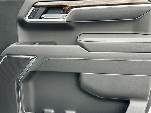 New 2026 GMC Sierra 1500 SLE w/ Preferred Package image 14