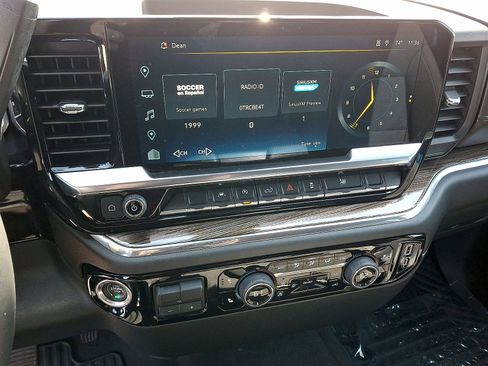 Used 2023 Chevrolet Silverado 1500 RST AWD/4WD image 14