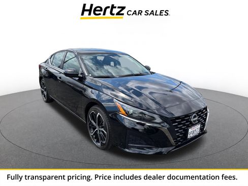 Used 2025 Nissan Altima 2.5 SR FWD image 1