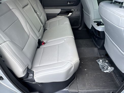 Used 2026 Toyota Tundra Limited AWD/4WD image 18