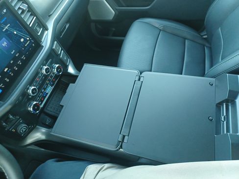 New 2025 Ford F150 Lariat w/ Equipment Group 502A High image 33