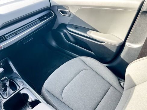 Certified 2025 Kia K4 LXS image 13