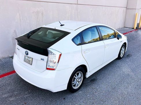 Used 2010 Toyota Prius Four image 13
