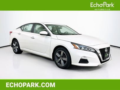 Used 2022 Nissan Altima 2.5 SV w/ SV Premium Package