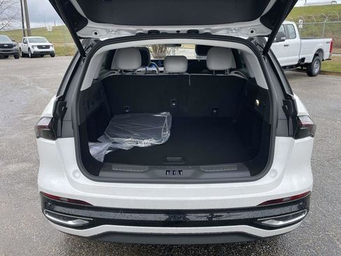 New 2026 Lincoln Nautilus Reserve image 10