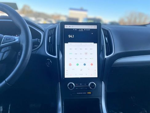 Used 2021 Ford Edge SEL w/ Cargo Accessory Package image 17