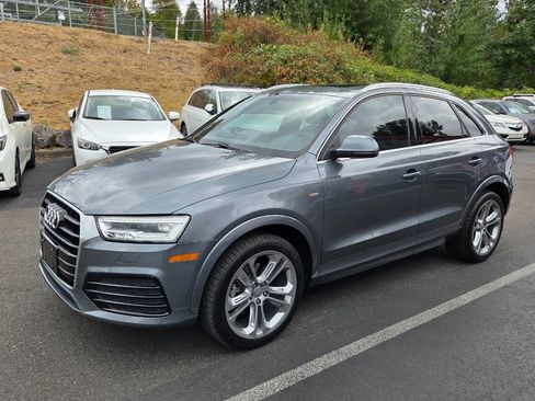 Used 2016 Audi Q3 2.0T Prestige w/ Prestige Package AWD/4WD image 3